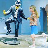 Doing the one-legged dance with the Blues Brothers;-). #pasarbella @pasarbella @thepropzcompany #bluesbrothers #propsarefun